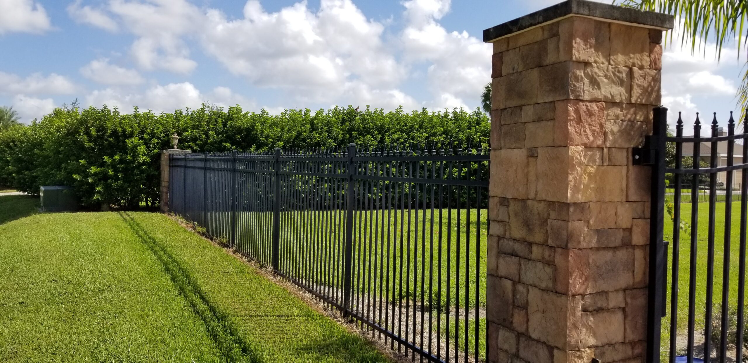 aluminum fence installation with brick pillars aluminum fence installation with brick pillars