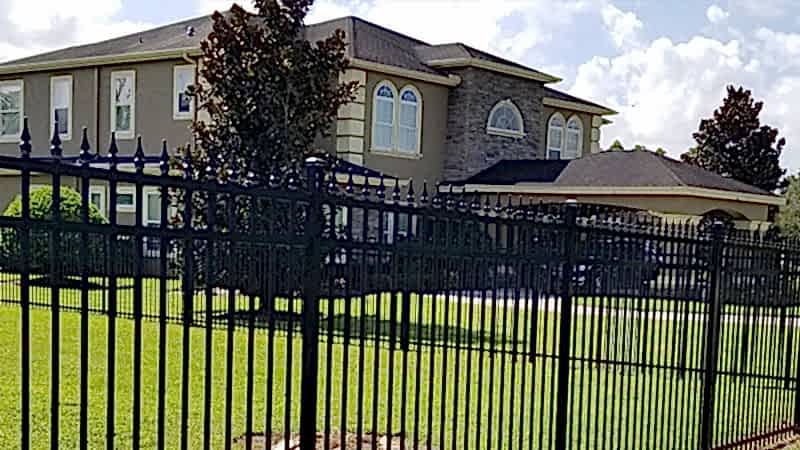 Aluminum Fence Installation